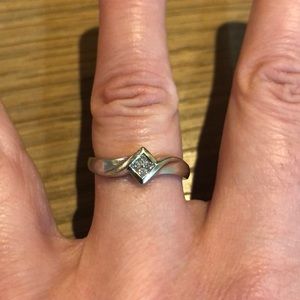 Sterling silver and diamond ring